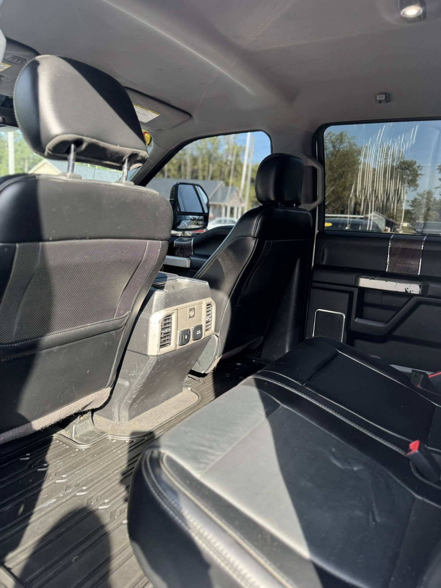 
2019 Ford F250 Super Duty full									