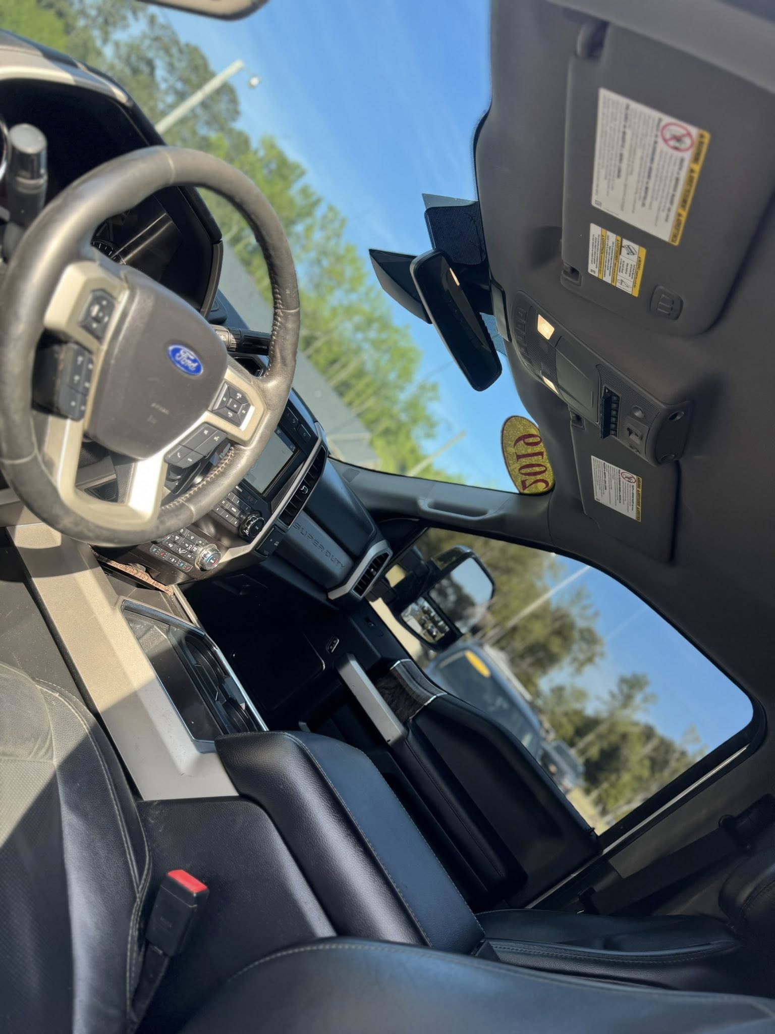 
2019 Ford F250 Super Duty full									