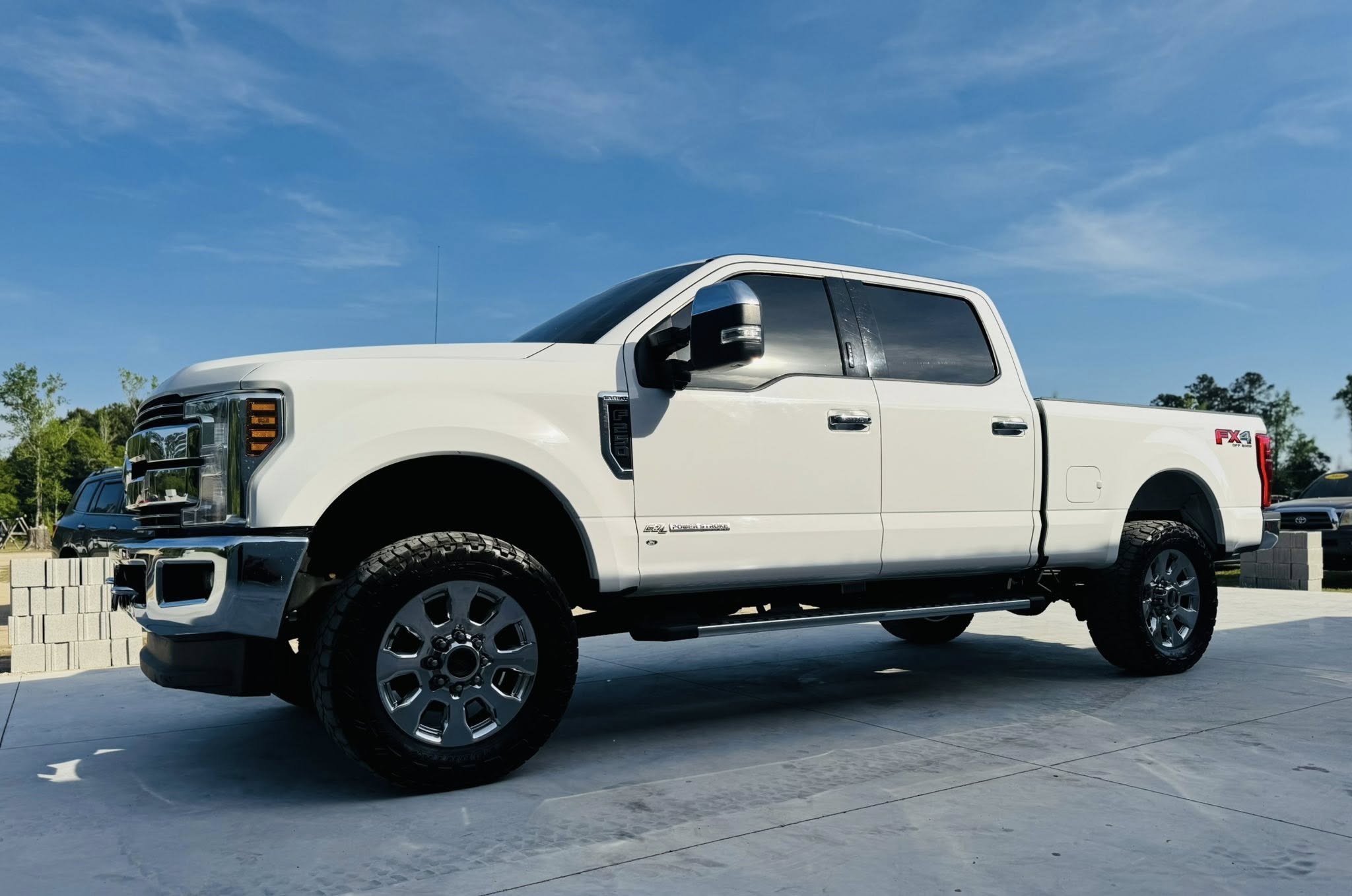 
2019 Ford F250 Super Duty full									