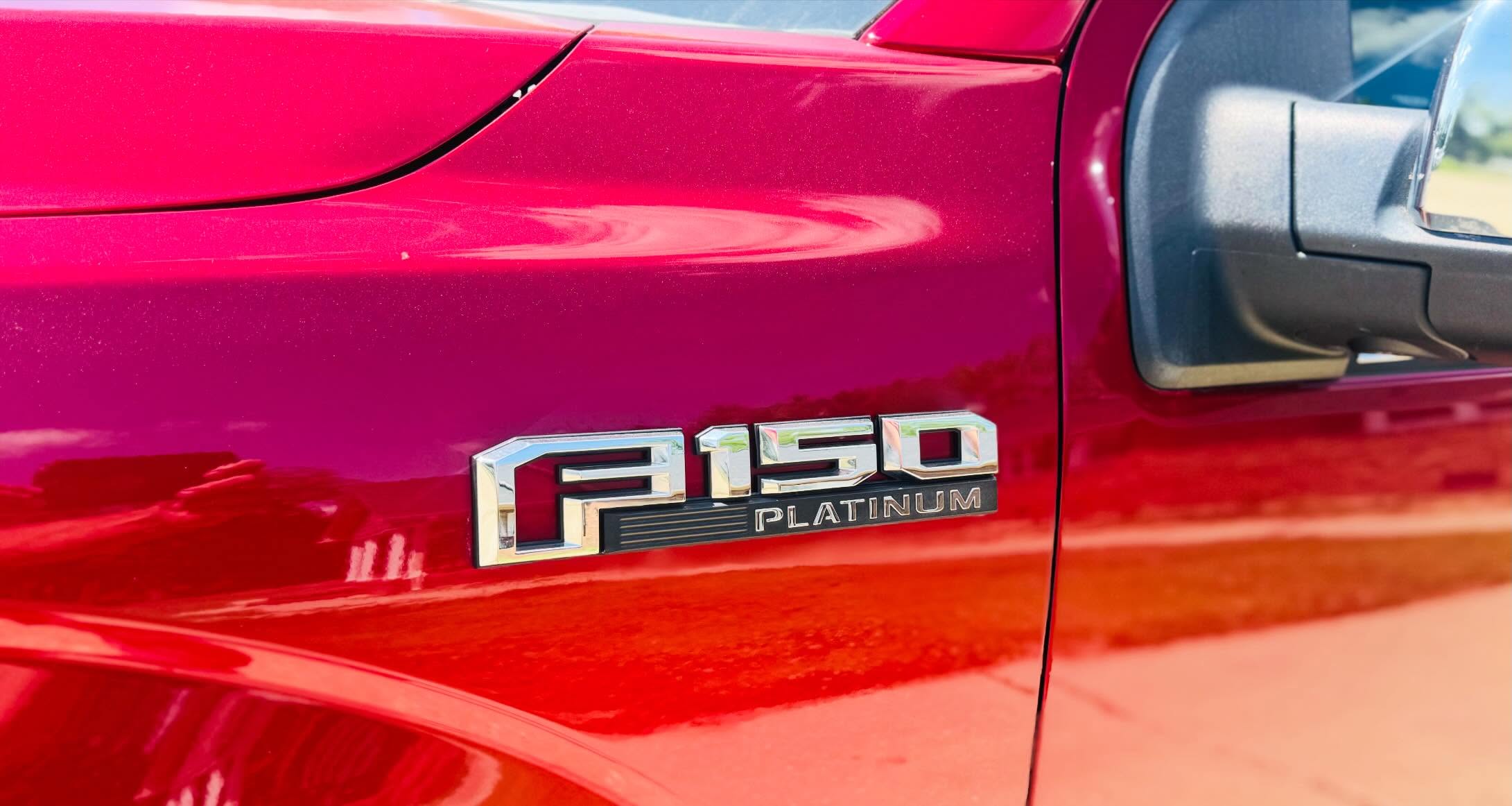 
2016 Ford F-150 Platinum 4×4 full									