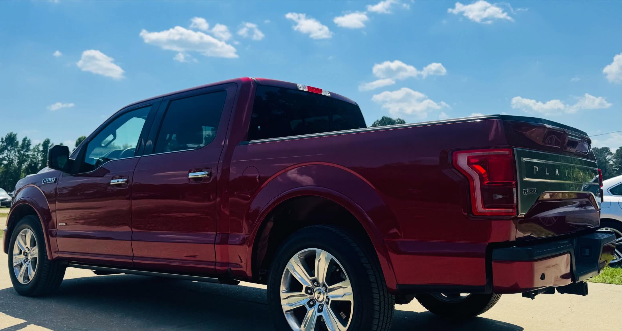 
2016 Ford F-150 Platinum 4×4 full									