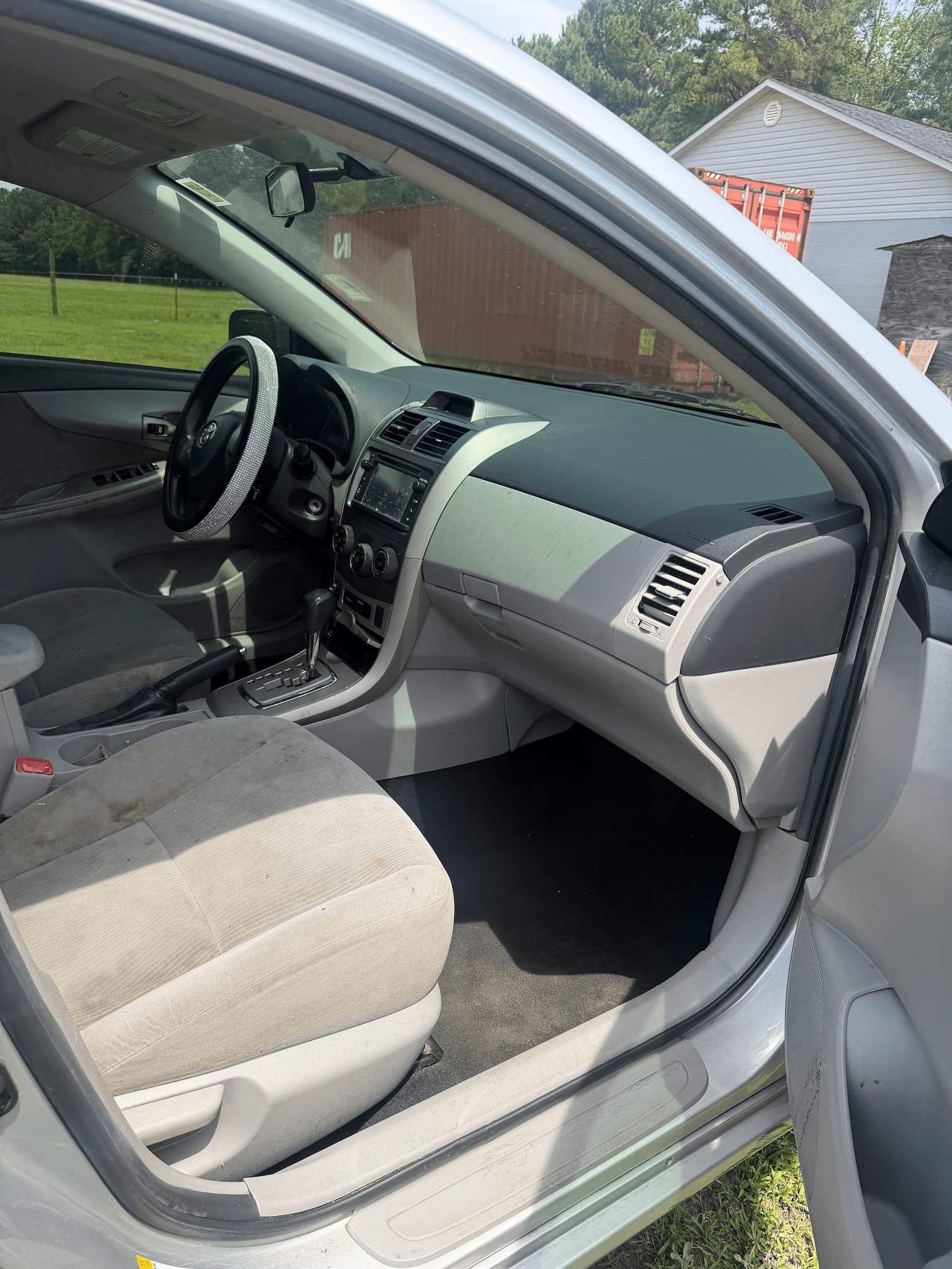 
2013 Toyota Corolla LE full									