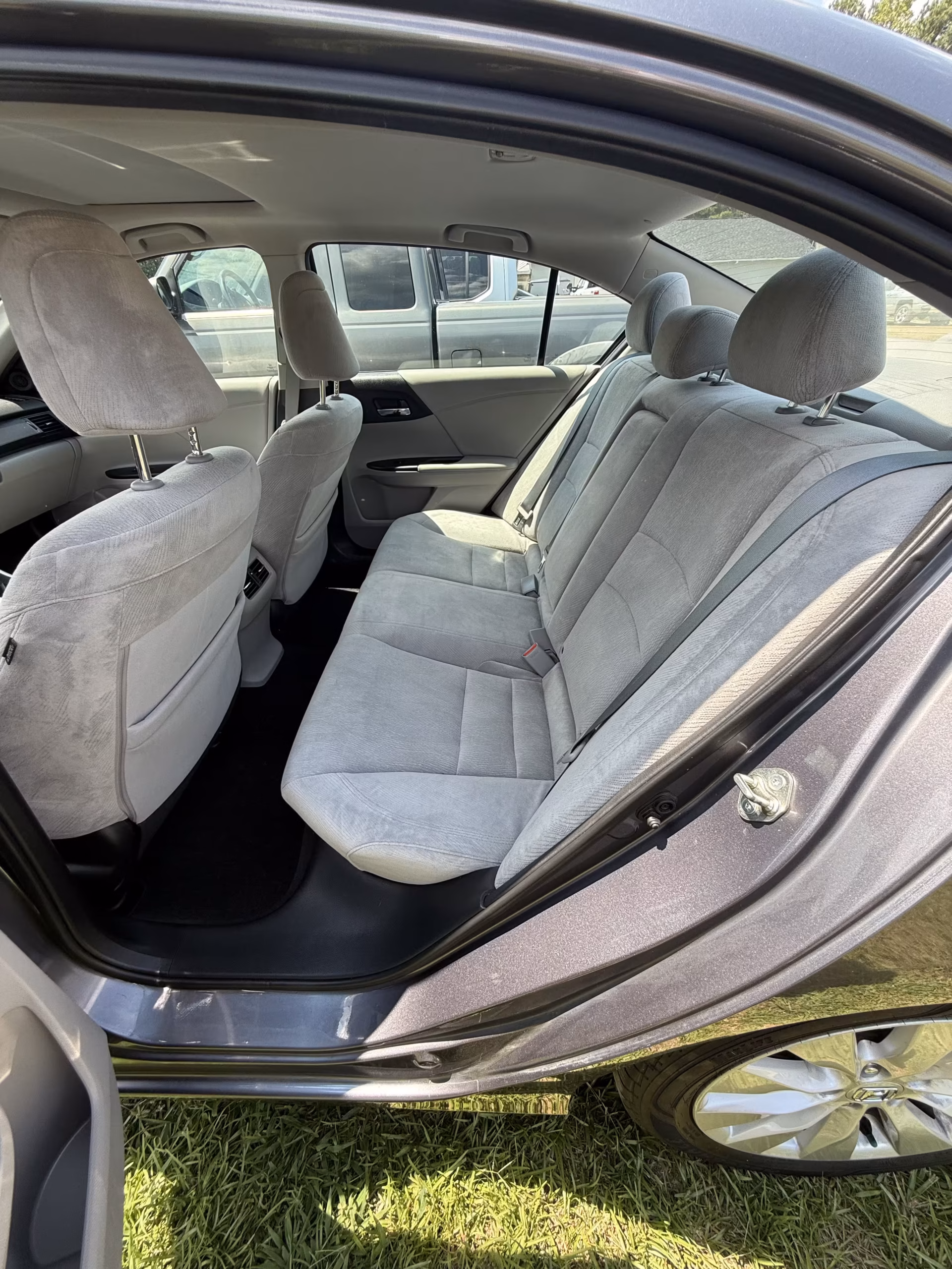 
2015 Honda Accord EX full									