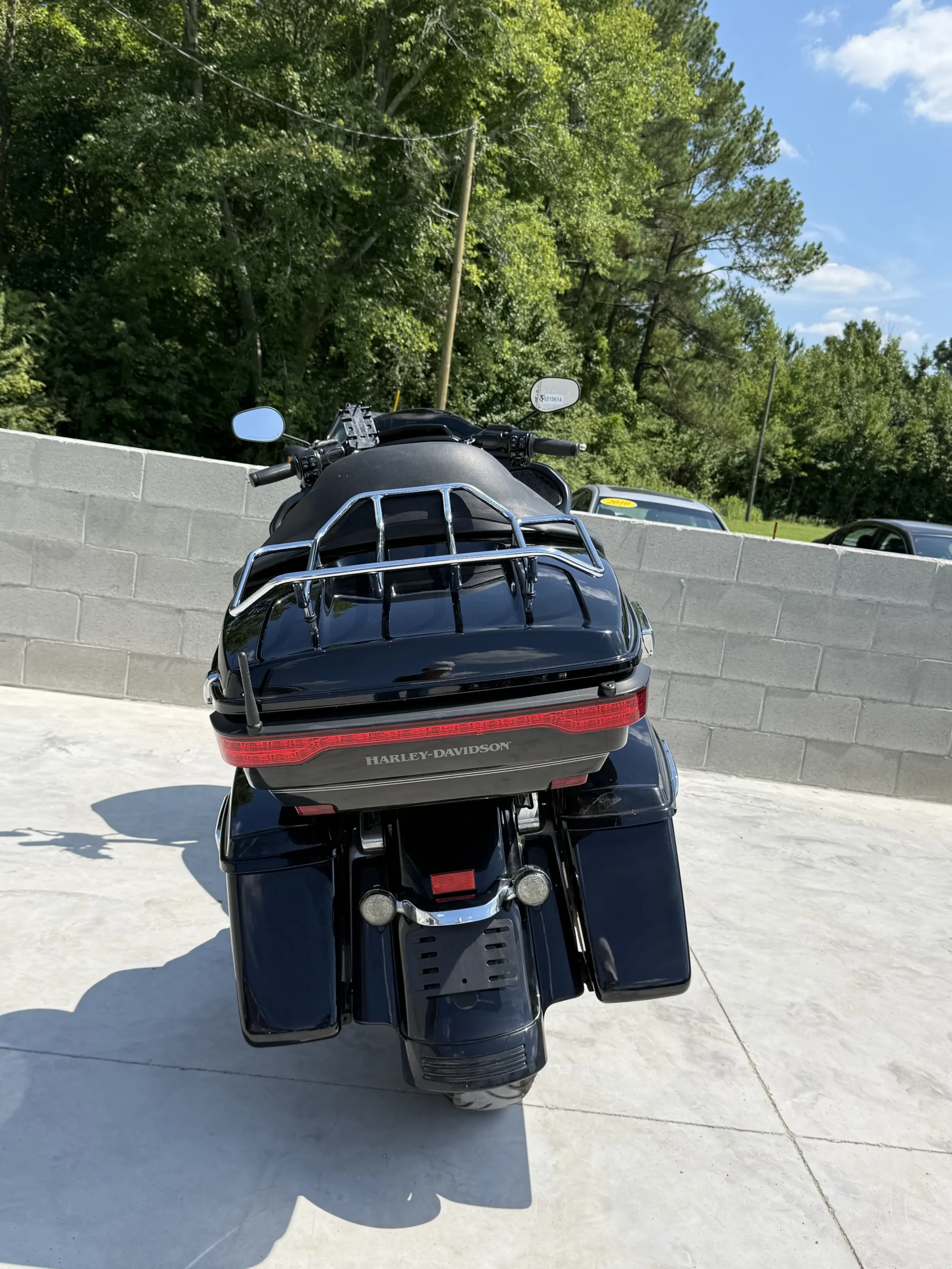 
2016 Harley-Davidson Road Glide FLTRX full									
