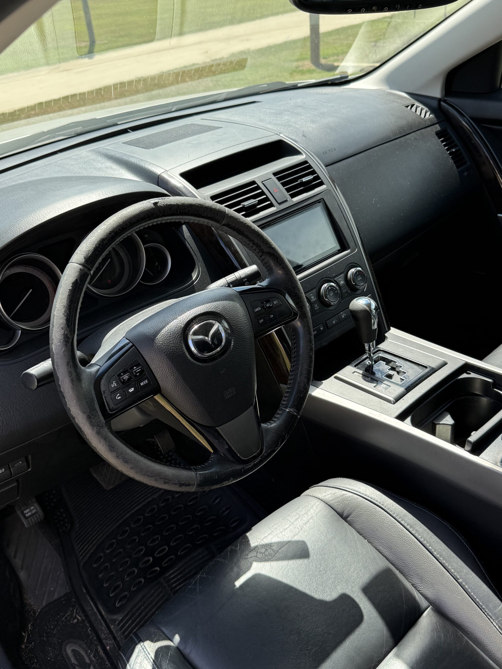 
2012 Mazda CX-9 Grand Touring full									