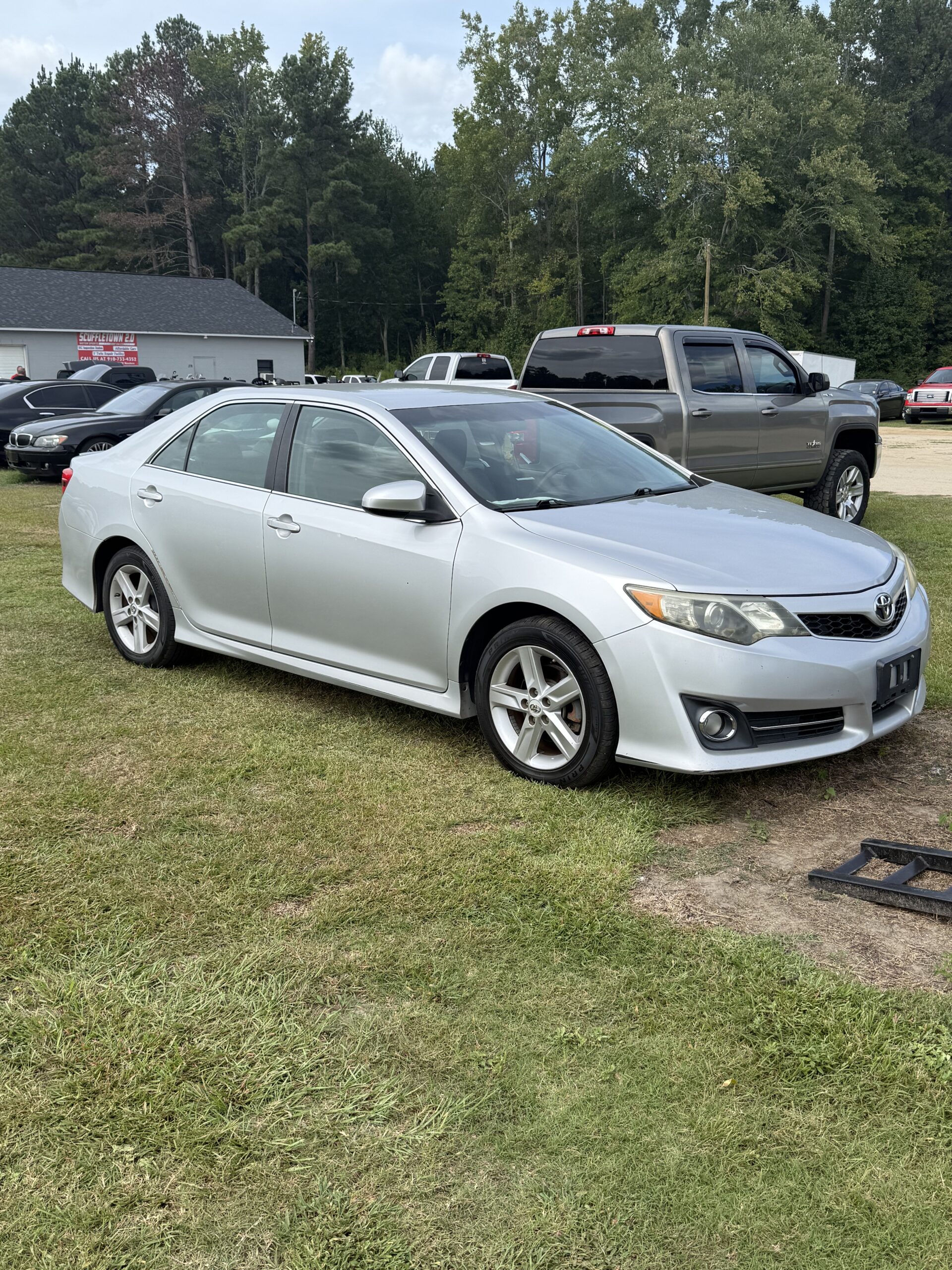 
2014 Toyota Camry SE full									