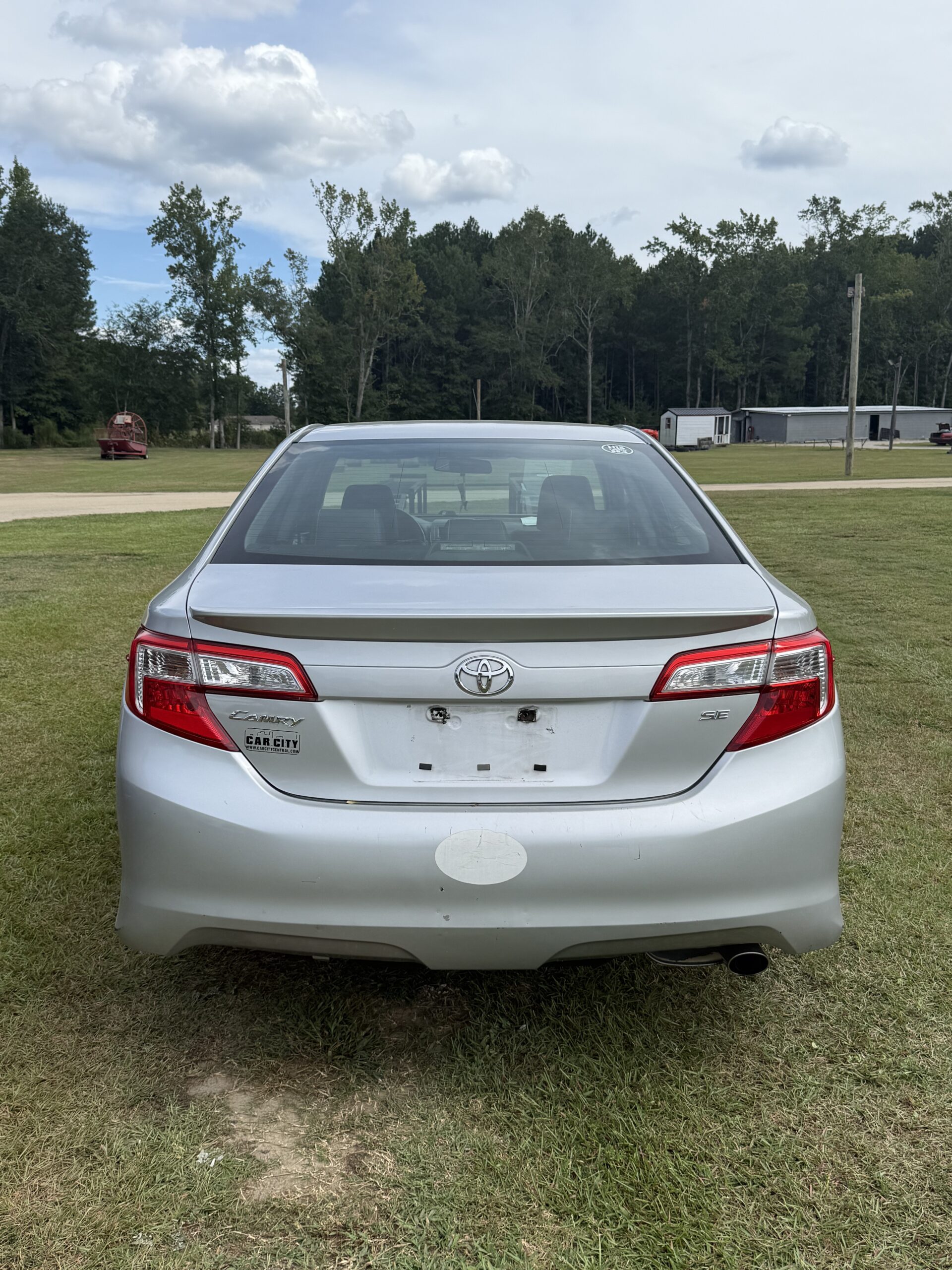 
2014 Toyota Camry SE full									