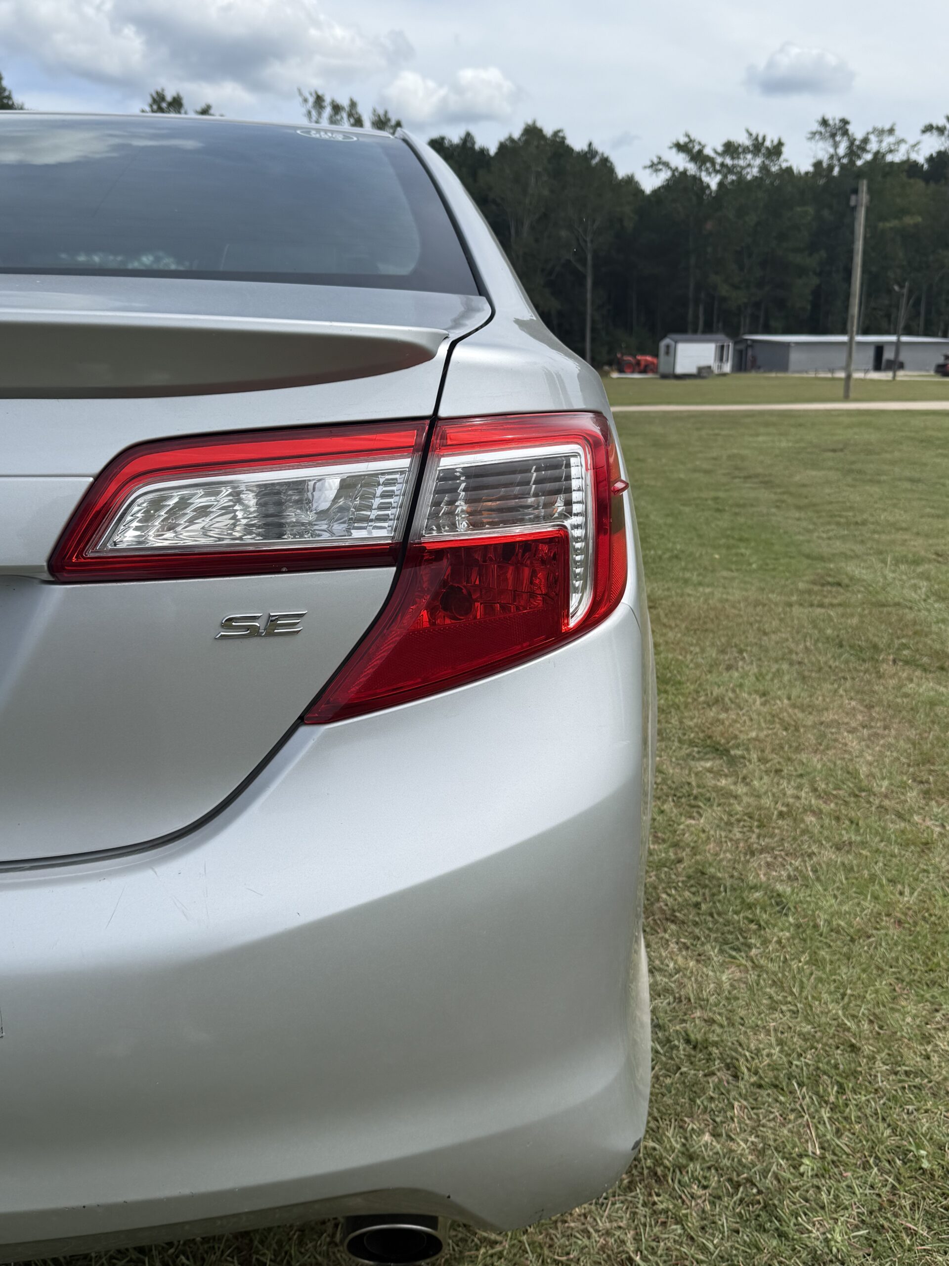 
2014 Toyota Camry SE full									