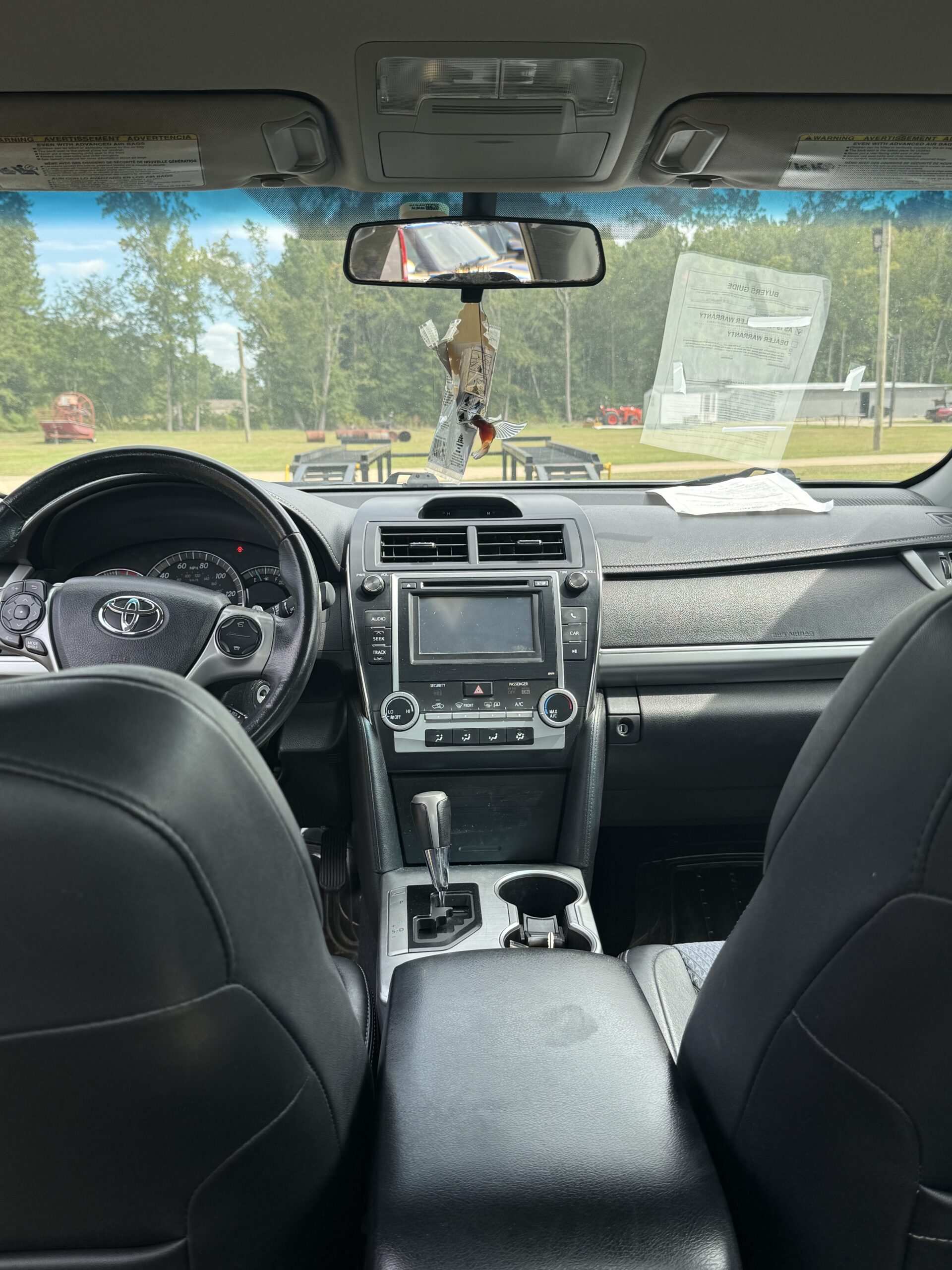 
2014 Toyota Camry SE full									