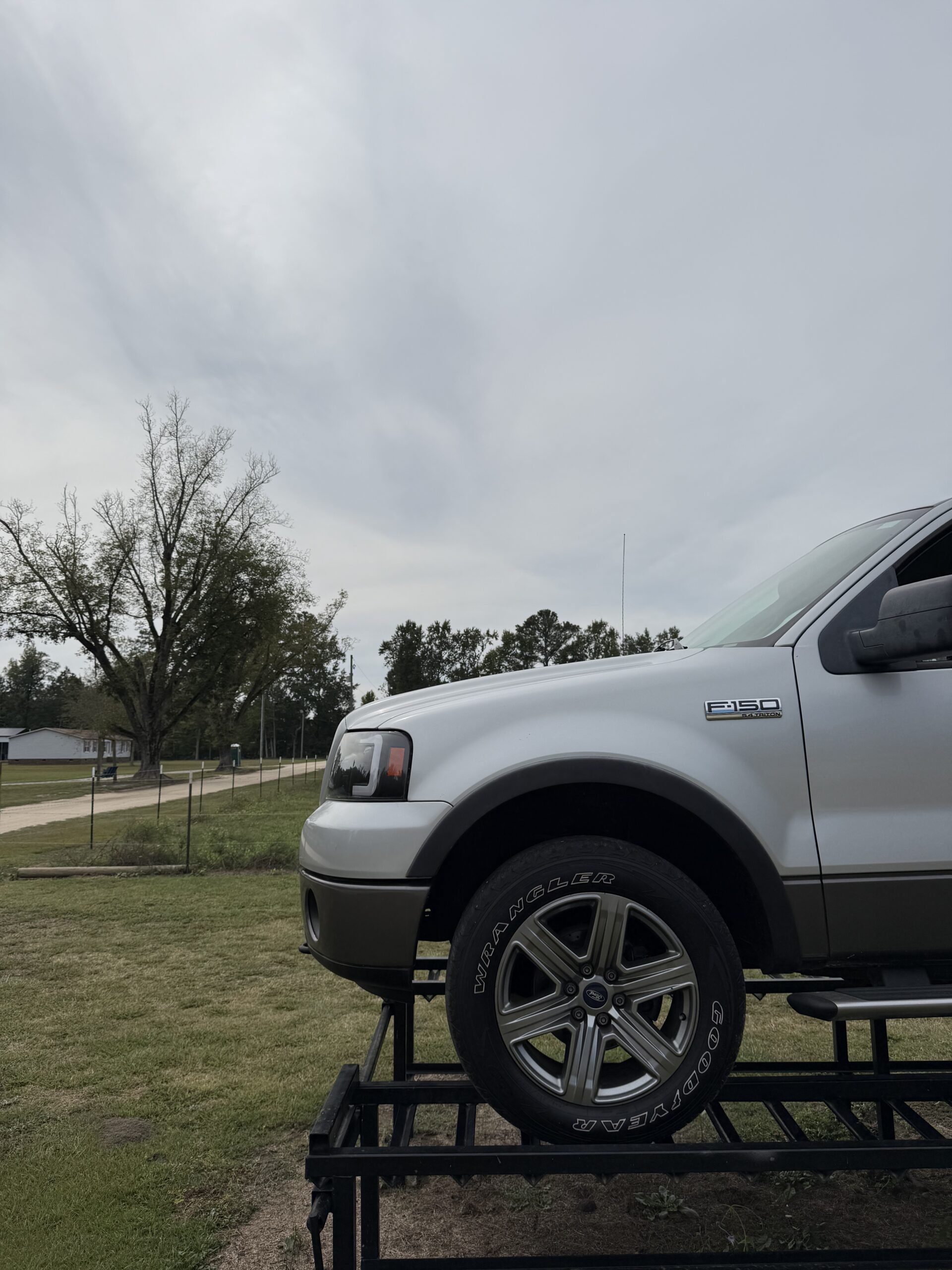 
2008 Ford F-150 FX4 full									